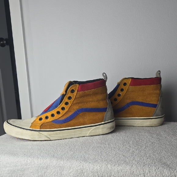 Vans Sk8-Hi MTE (Mountain Edition) Color Block Suede High-Tops - Picture 5 of 6